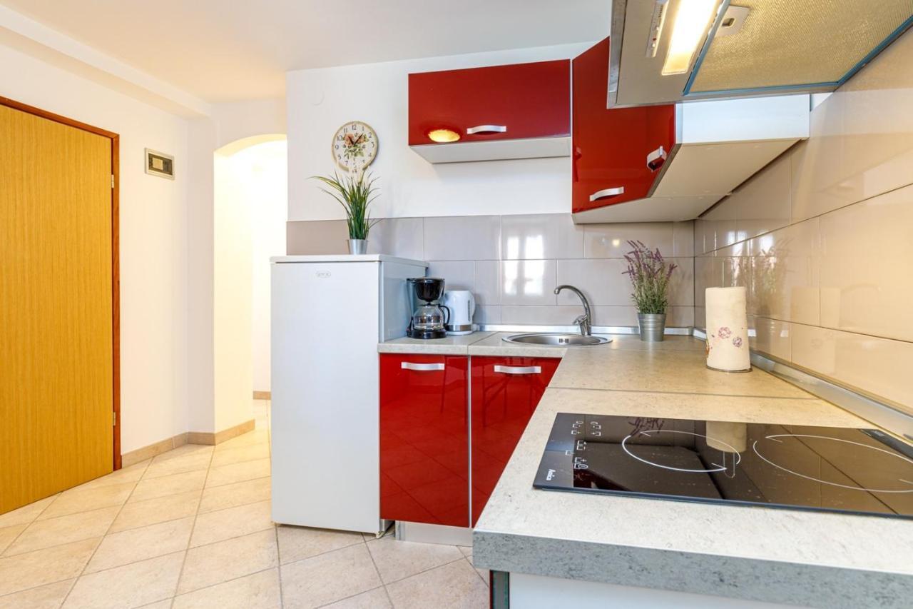 Apartments Mirjana メドゥリン エクステリア 写真