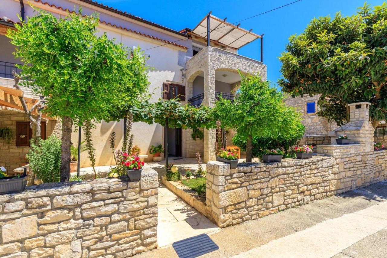 Apartments Mirjana メドゥリン エクステリア 写真