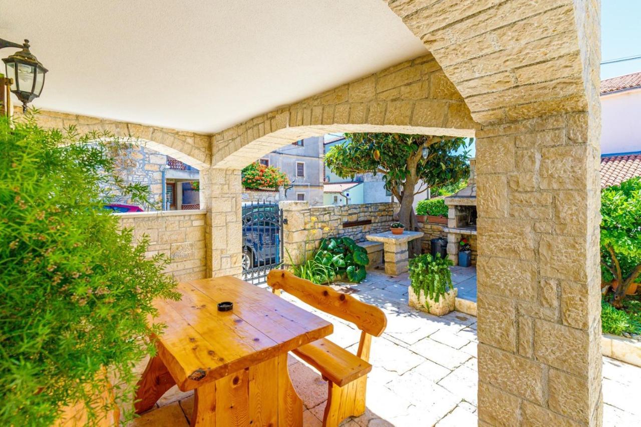 Apartments Mirjana メドゥリン エクステリア 写真